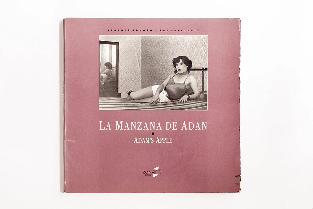 Portada del Libro La Manzana de Adán de Paz Errázuri Kosmos Librería